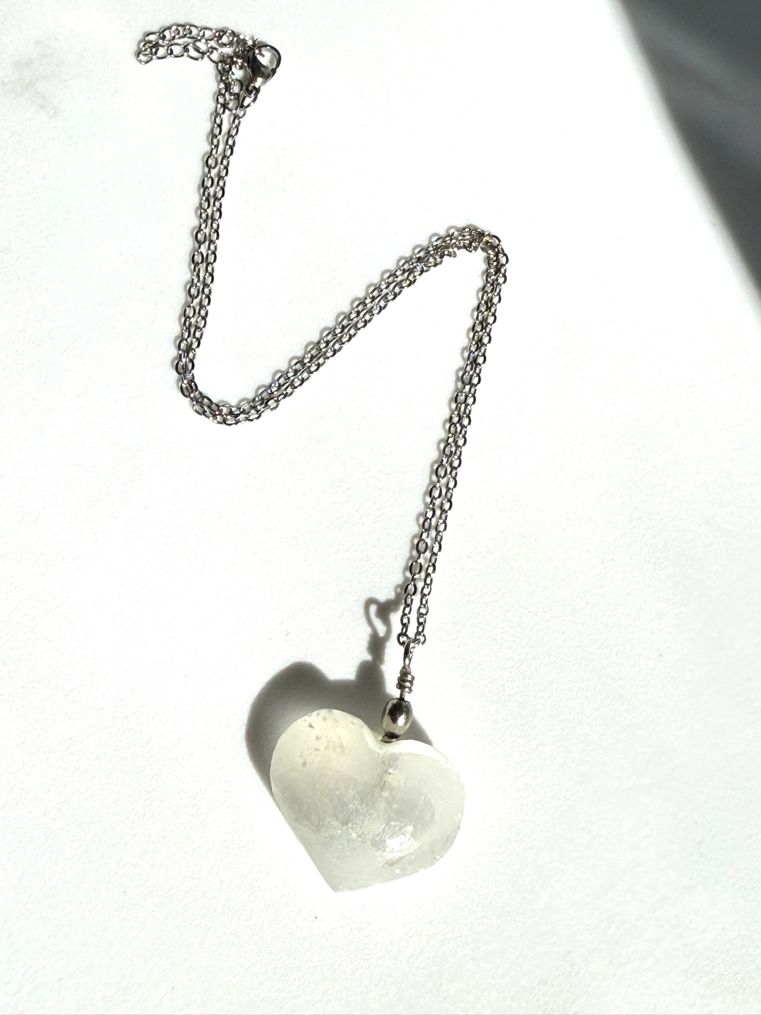 Collar Corazón de Selenita - Imagen 2