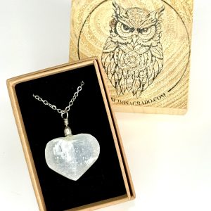 Collar Corazón de Selenita