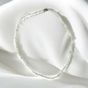 Gargantilla de Piedra Luna facetada