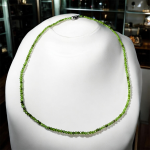 Gargantilla de Peridoto facetado