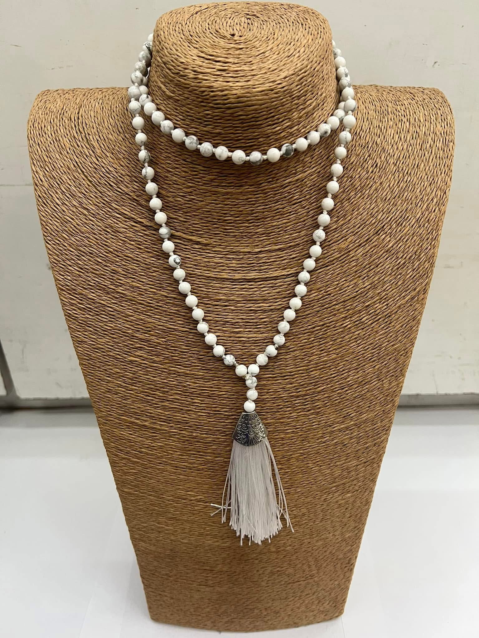 Japa Mala Howlita 108